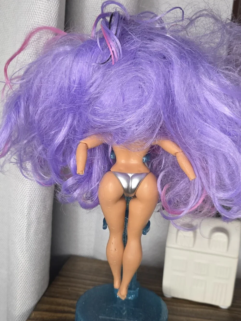 2019 LOL Surprise OMG Queens Runway Diva Fashion Doll MGA (No Hands/Feet)